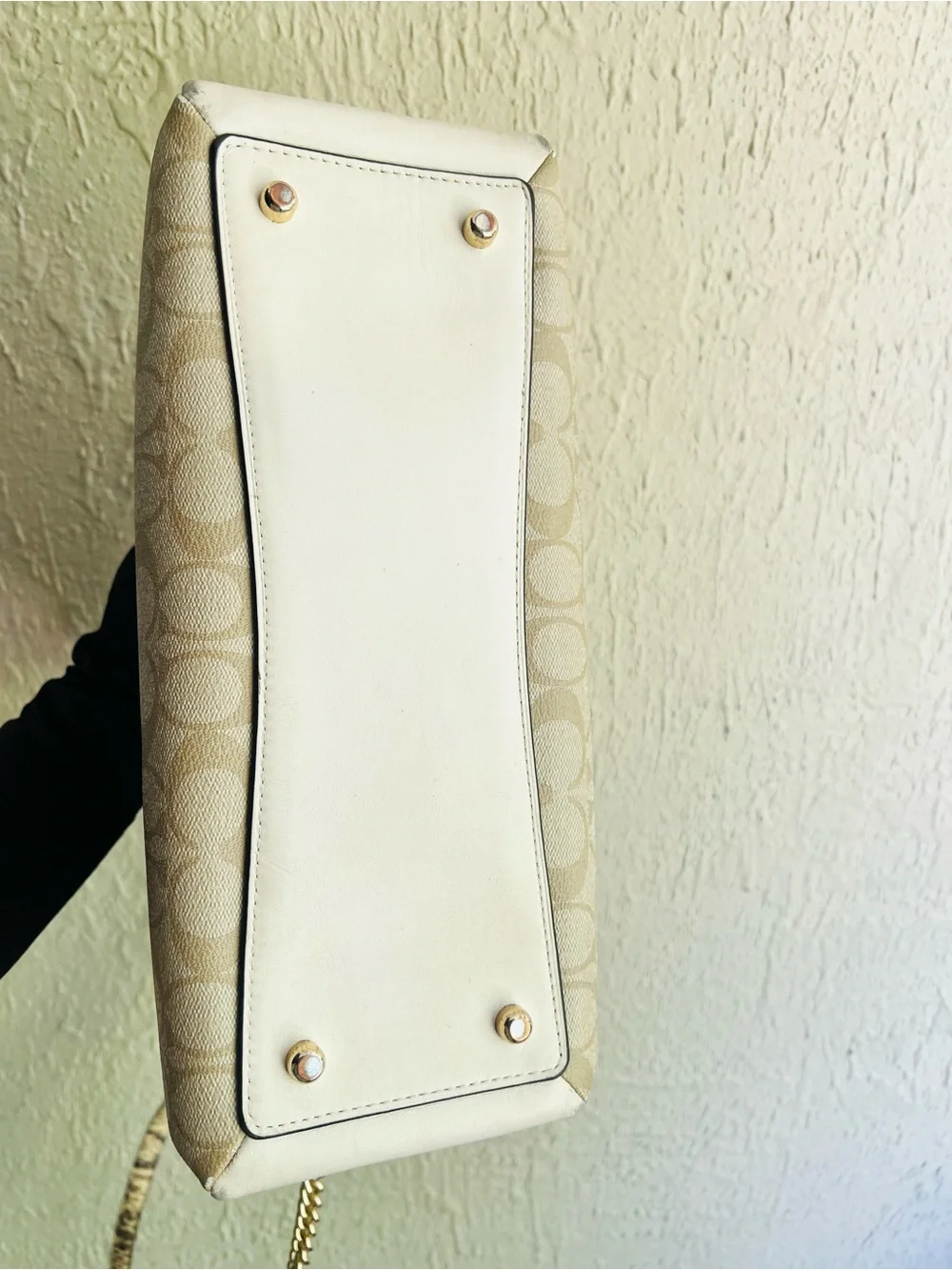 Coach beautiful beige